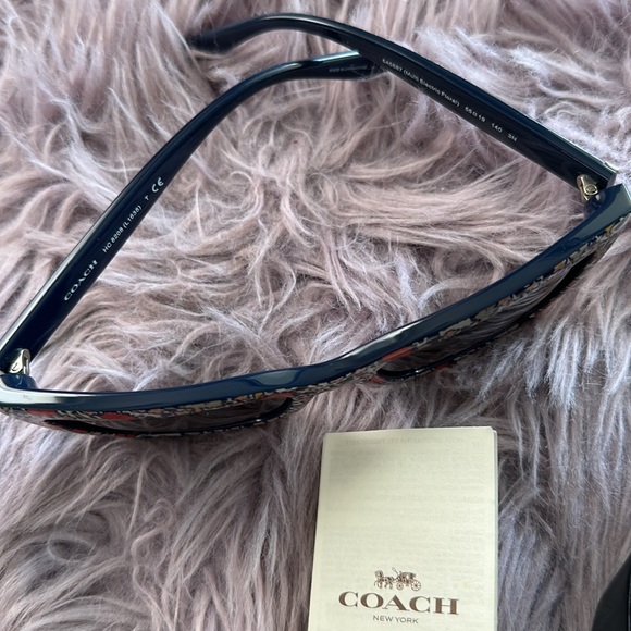 Coach Floral Sunglasses - Picture 16 of 16